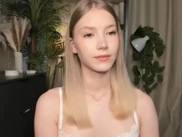 eternity_cuite — erotic tour of my body   #18 #blonde #teen #shy #skinny [100 tokens remaining]