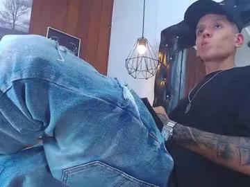 Freechat gaboreyes1 on Chaturbate