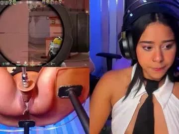 Freechat ginakurt_ on Chaturbate