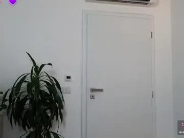 Freechat ginnybabe_ on Chaturbate