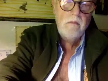 Freechat giutomma930394 on Chaturbate