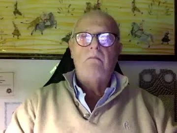 Freechat giutomma930394 on Chaturbate