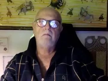 Freechat giutomma930394 on Chaturbate