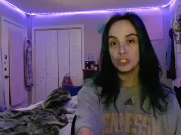 Freechat glitterspace on Chaturbate