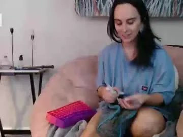 Freechat glitterspace on Chaturbate