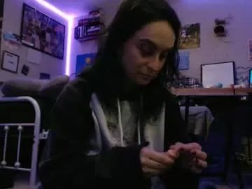 Freechat glitterspace on Chaturbate