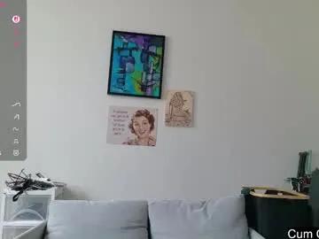 Freechat gomoreup on Chaturbate