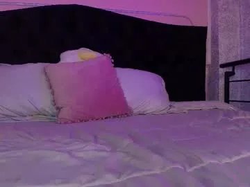 Freechat hada_blue_ on Chaturbate