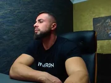 Freechat hayeswood on Chaturbate