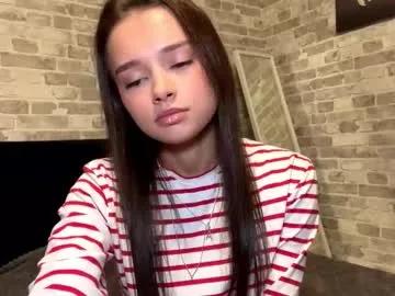 hoaarisa — Goal: Stand up and start little dance < 3 I'm Sofia your Welcome! I'm new here!   #new #shy #skinny #teen #18 [249 tokens remaining]