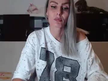 hornygirllx on Chaturbate