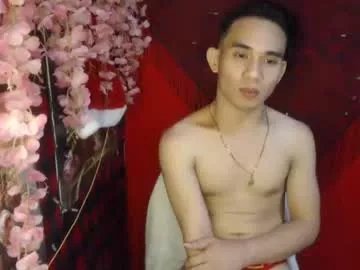 Freechat hotasianguyxxx on Chaturbate