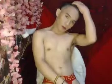 Freechat hotasianguyxxx on Chaturbate