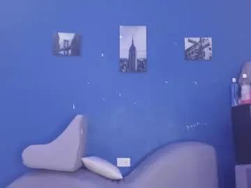 Freechat hotbrunne on Chaturbate