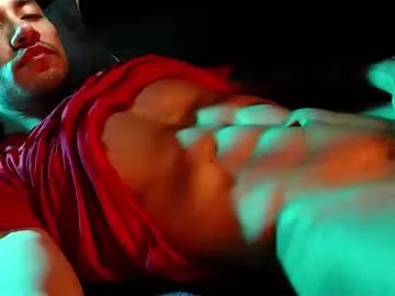 Freechat hotlatinking on Chaturbate