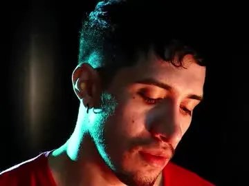 Freechat hotlatinking on Chaturbate