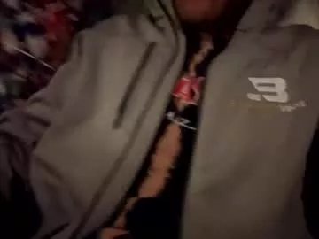 Freechat howbowdadareboy33 on Chaturbate