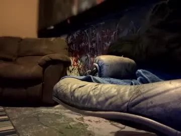 Freechat howbowdadareboy33 on Chaturbate