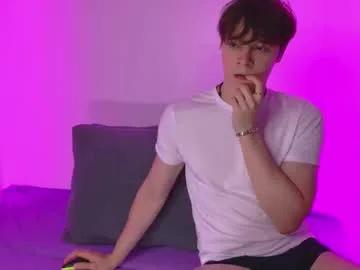 Freechat hugebangins_ on Chaturbate