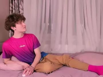 Freechat ian_flor on Chaturbate