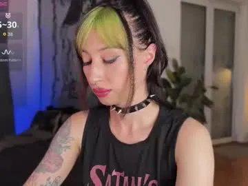 Freechat inkedvvitch on Chaturbate