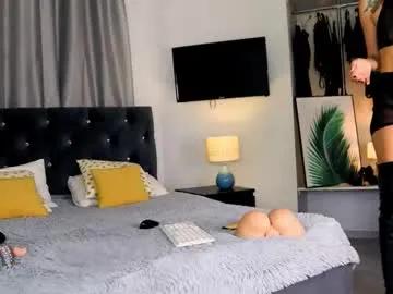 Freechat inviting_tina on Chaturbate