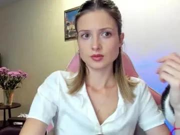 Private julie_flores on Chaturbate