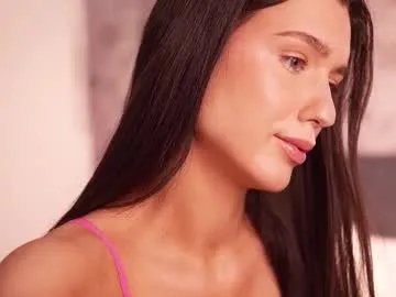 Freechat justbarbie_new_ on Chaturbate