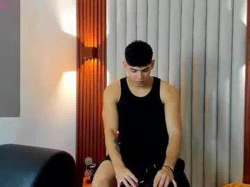 Freechat justin_mack_ on Chaturbate