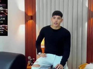 Freechat justin_mack_ on Chaturbate