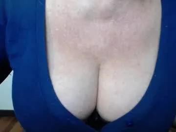 Freechat kamaliasim on Chaturbate