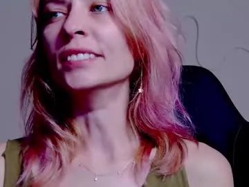 Freechat karoline121 on Chaturbate