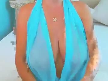 kellybabex on Chaturbate 