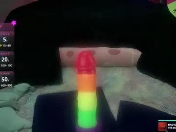 kellycakemeow on Chaturbate