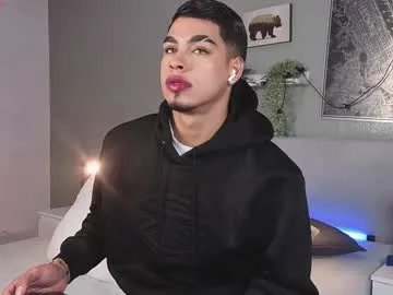 Freechat ken_boy_ on Chaturbate