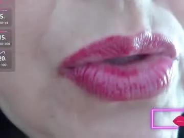 Freechat kerly_doll on Chaturbate