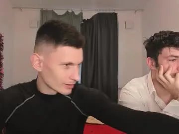 Freechat kevin_hornyyy on Chaturbate