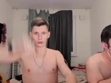 Freechat kevin_hornyyy on Chaturbate