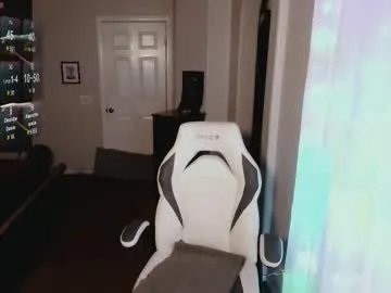 kiks823 on Chaturbate 