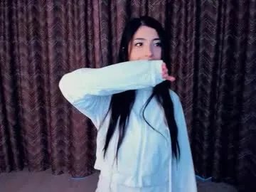 Freechat kindraevert on Chaturbate