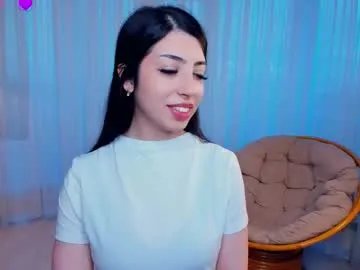 Freechat kindraevert on Chaturbate