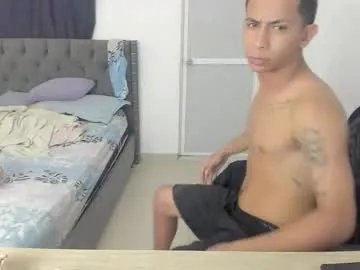 Freechat kings_latins on Chaturbate