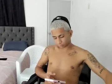 Freechat kings_latins on Chaturbate