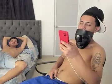 Freechat kings_latins on Chaturbate