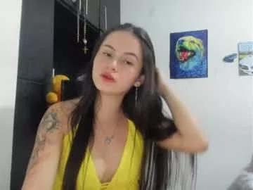 Freechat kitty_rose6147 on Chaturbate