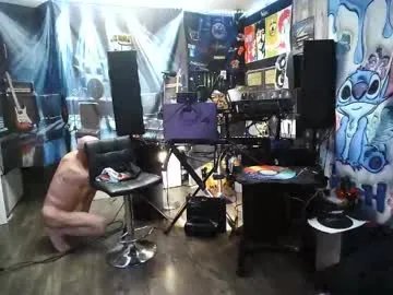 Freechat kiveuxmakeu on Chaturbate