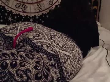 laceyblack42069 — buzz for my attention! just layin around :3 #bigboobs #lovense #bigass #chubby #natural