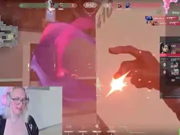 lana_lunar on Chaturbate