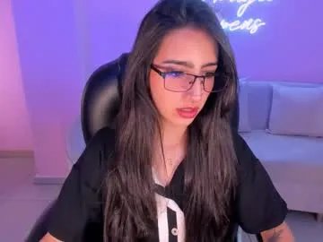 Freechat larisasmirnov on Chaturbate