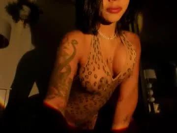 laurensaenz — Horny and chill : wanna play?  | /menu to play | #pvt open | #ebony #bigboobs #heels [7 tokens remaining]